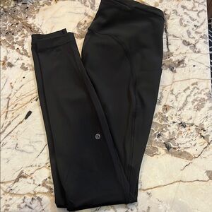 Lululemon Swift Speed 28” size 6